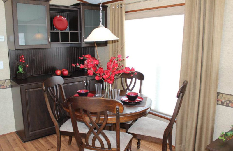Cabin dining area at Shamrock Bay Resort.