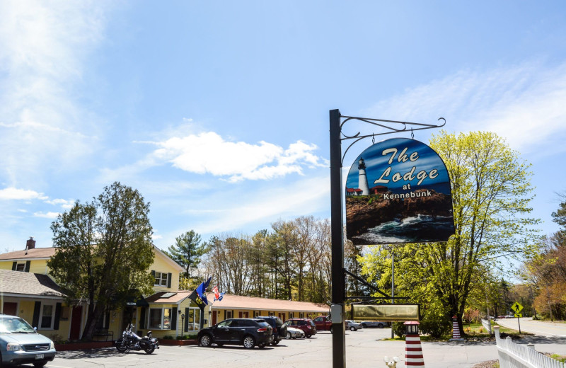 Exterior view of The Lodge at Kennebunk.