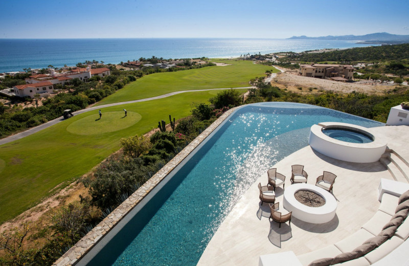 Rental pool at Sun Cabo Vacations.