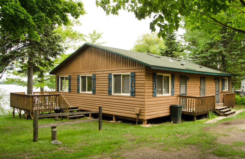 Cabin exterior at Woodland Beach Resort.