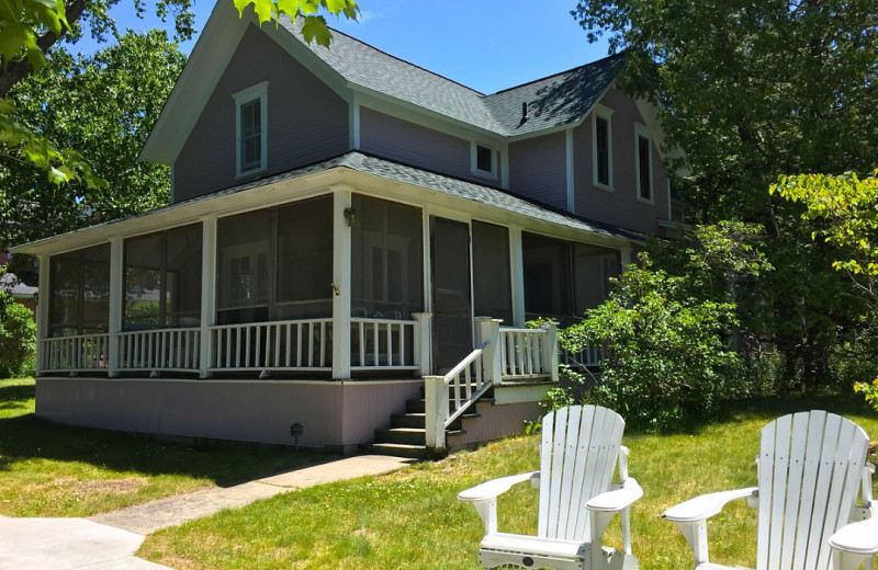 Cottage exterior at Watervale Inn.