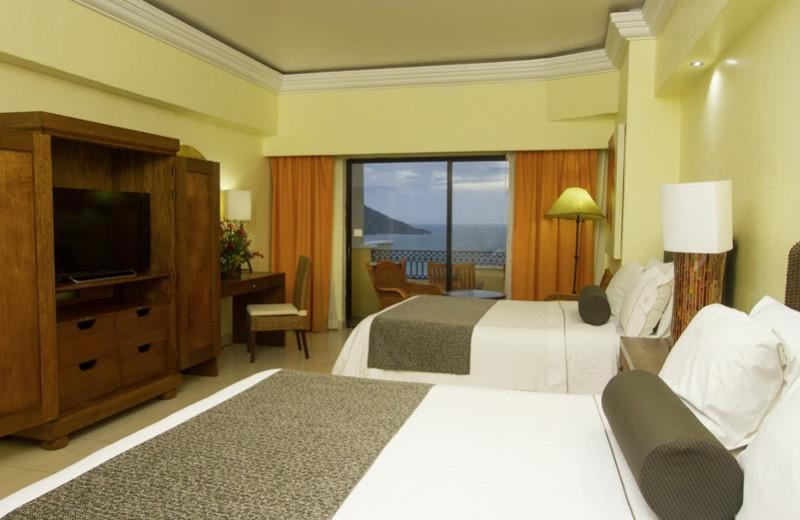 Guest room at Royal Villas Resort.