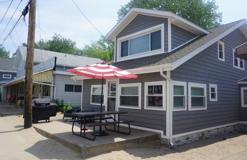 Rental exterior at Kelso Beach Rentals.