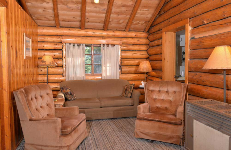 Guest living room at Manotak Lodge.