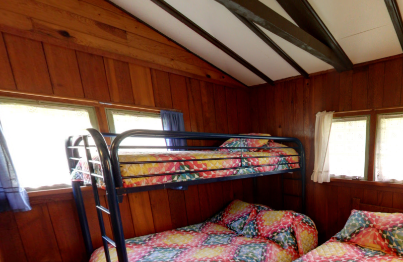 Cottage bedroom at Rocky Hide-A-Way.