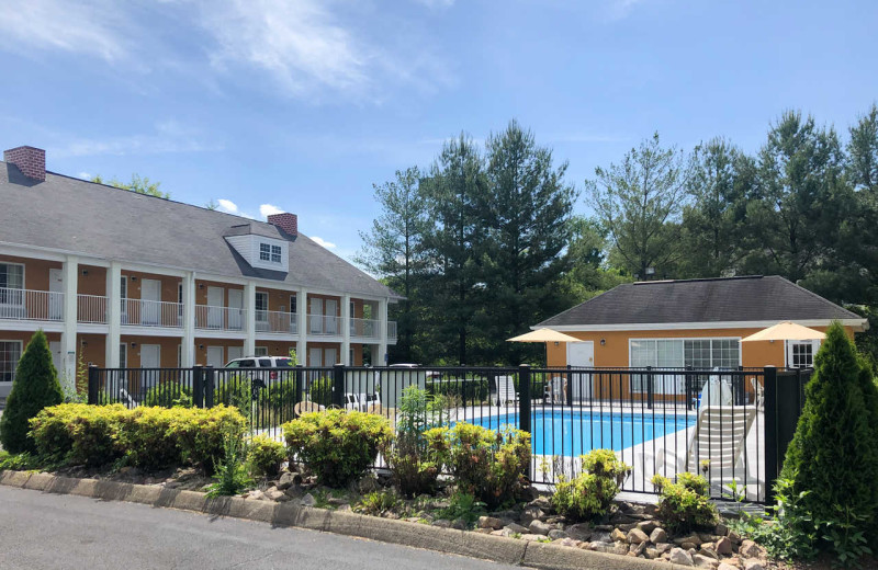 Outdoor pool at Quality Inn - Johnson City.