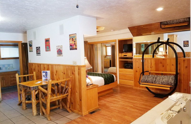 Guest room at Creek Runner's Lodge.