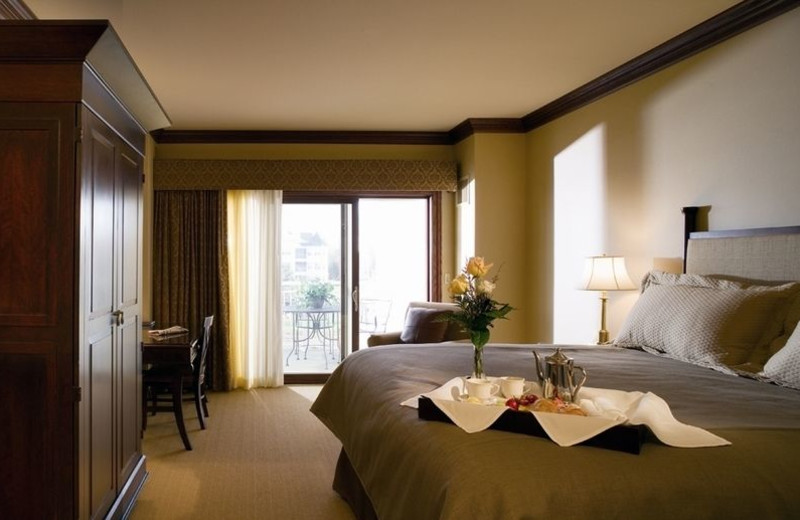 Guest room at The Osthoff Resort.