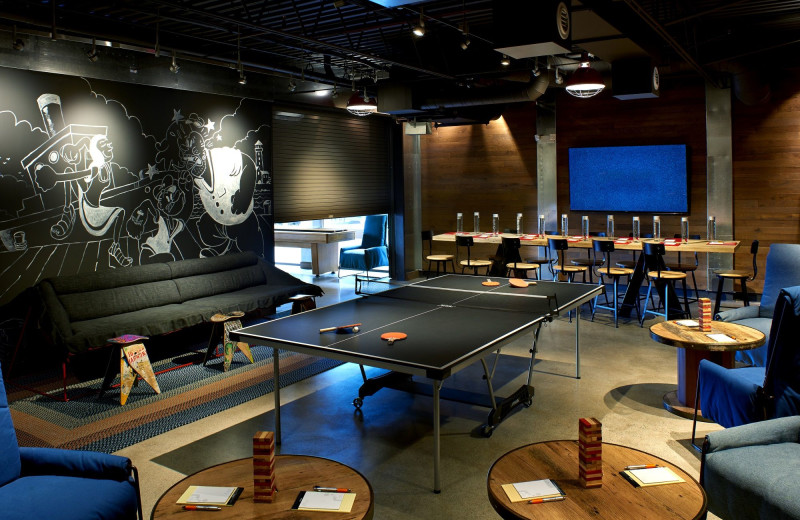 Hotel Zephyr