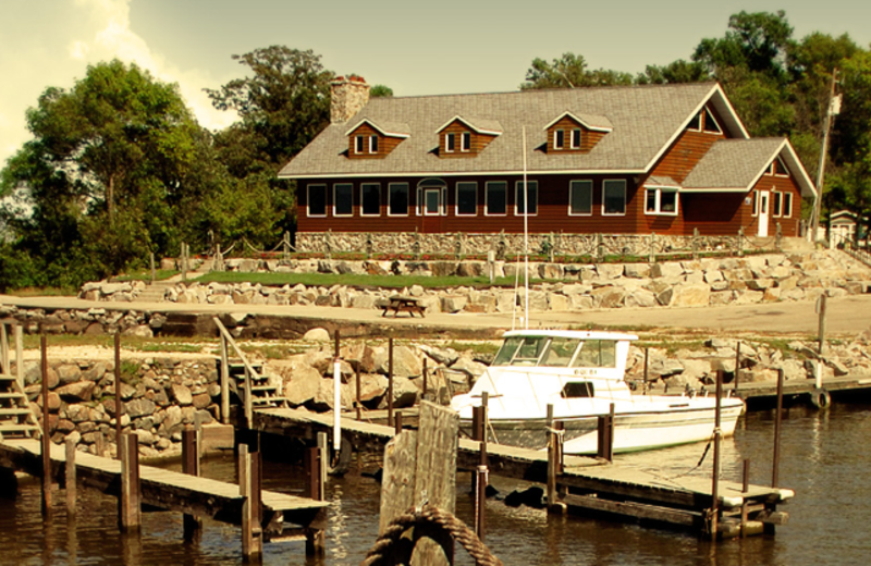 Exterior view of Arnesen's Rocky Point Resort.