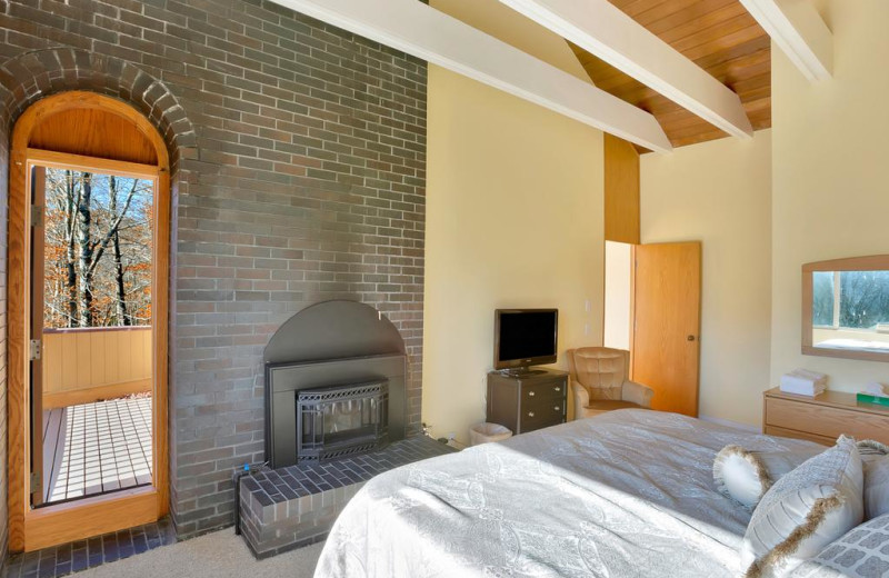 Rental bedroom at Killington Rental Associates.