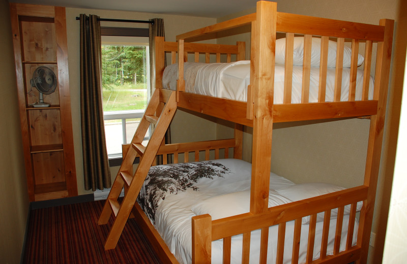 Guest bunk bed at Banff Rocky Mountain Resort.