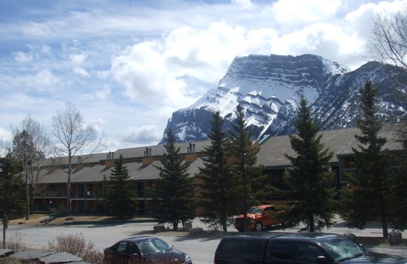 Exterior view of Douglas Fir Resort & Chalets.