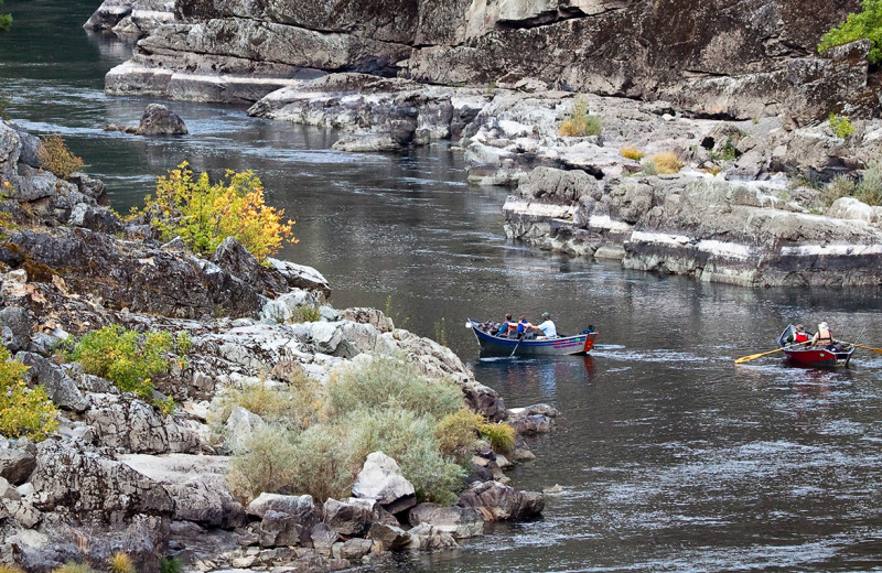 Boating at Morrison's Rogue River Lodge.