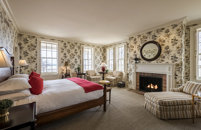 Guest bedroom at The Inns of Aurora.