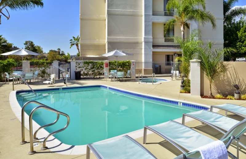 Outdoor pool at SpringHill Suites Pasadena Arcadia.