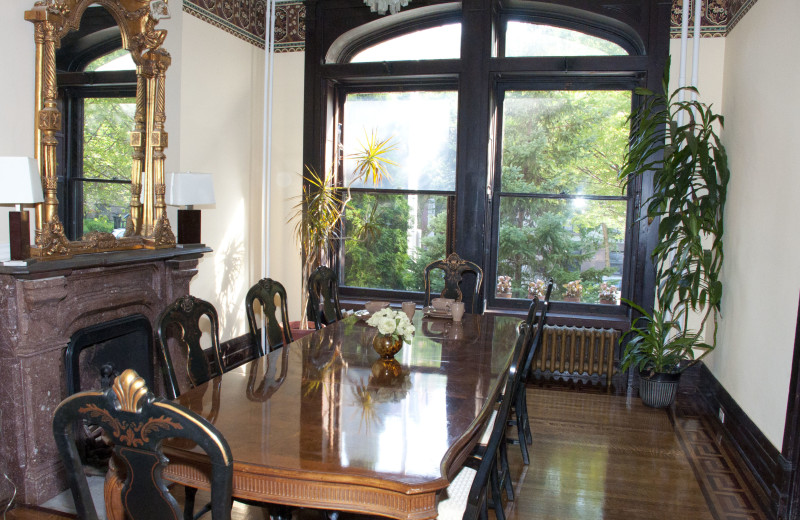Dining room at State Street Mansion B 