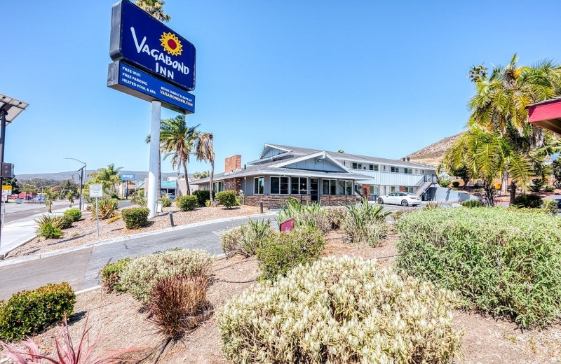 Exterior view of Vagabond Inn San Luis Obispo.