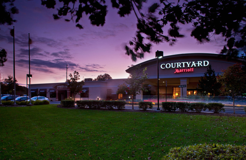 Exterior view of Courtyard Montvale.