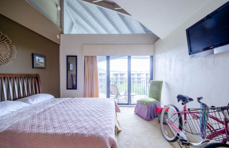 Rental bedroom at 1800 Atlantic, All Florida Keys Property Management.