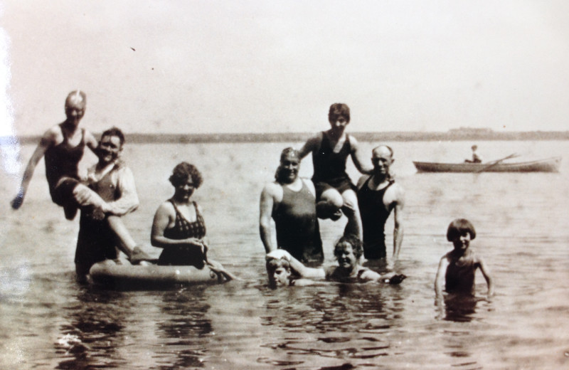 Historic photos at Bonnie Beach Resort.