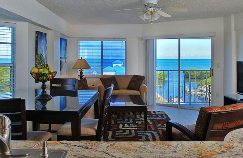 Rental living room at iTrip - Islamorada.