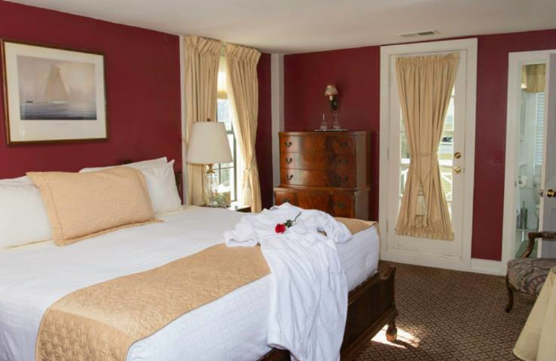 Guest room at Samuel Durfee House.