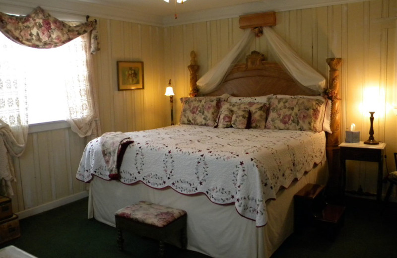 The Garden Walk Bed & Breakfast Inn (Lookout Mountain, GA) Resort