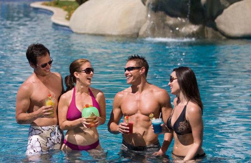 Meet New People at Pueblo Bonito Sunset Beach