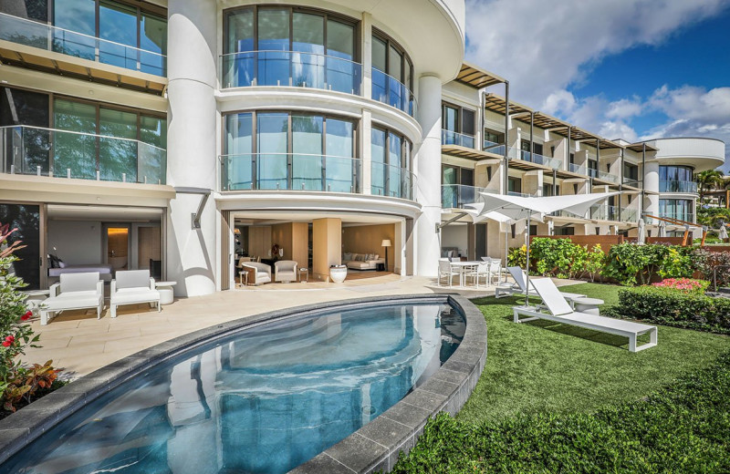 Exterior view of Mauna Kea Beach Hotel.