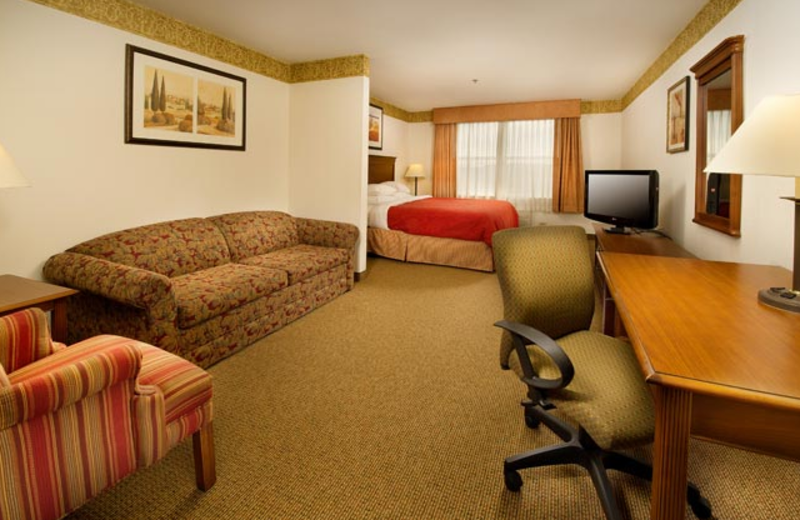 Guest suite at Country Inn & Suites Chambersburg.