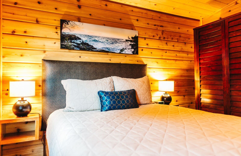 Guest bedroom at Snug Harbor Marina Resort.
