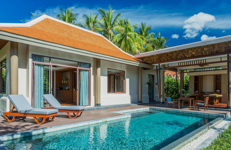 Private pool at Santiburi Resort