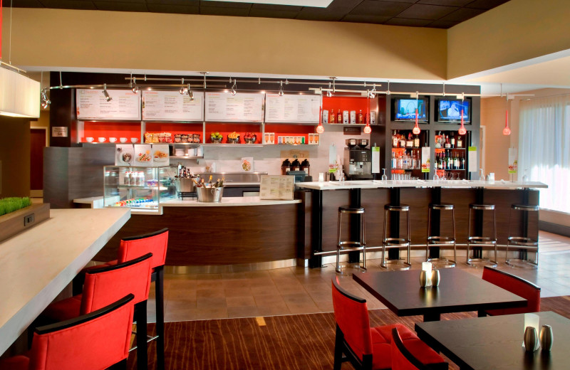 Dining at Courtyard by Marriott Lincroft Red Bank.