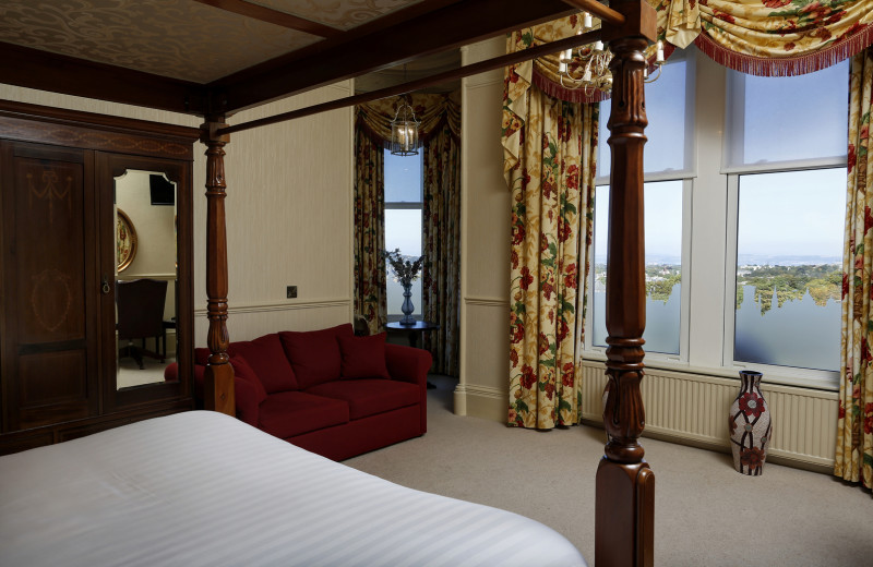 Guest room at Braid Hills Hotel.