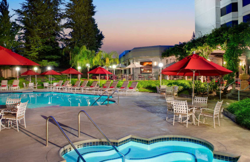 Outdoor pool at Sacramento Marriott Rancho Cordova.