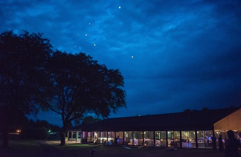 Exterior view of Coachman's Golf Resort.