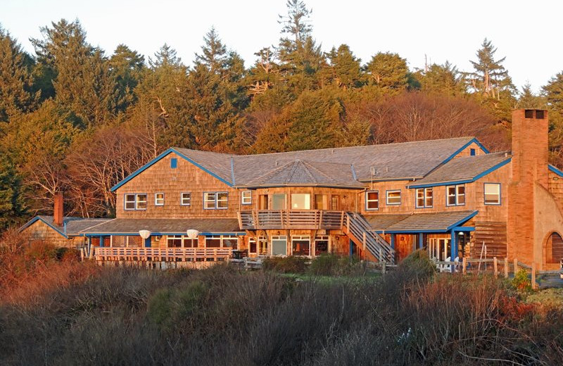 Exterior view of Kalaloch Lodge.