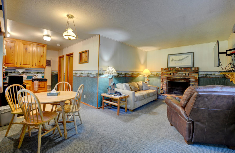 Guest room at Morrison's Rogue River Lodge.