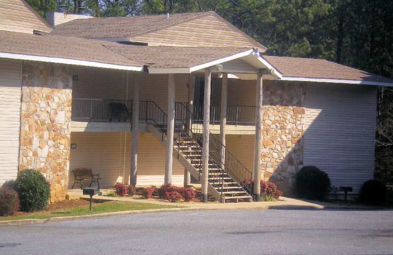 Exterior view of East Pines at Alpine Bay.