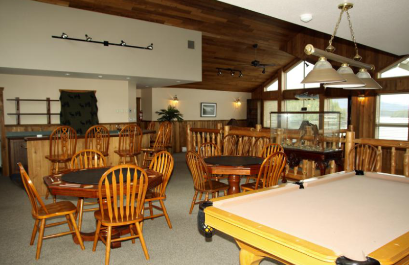 Lounge and dinning room at Shearwater Resort & Marina.