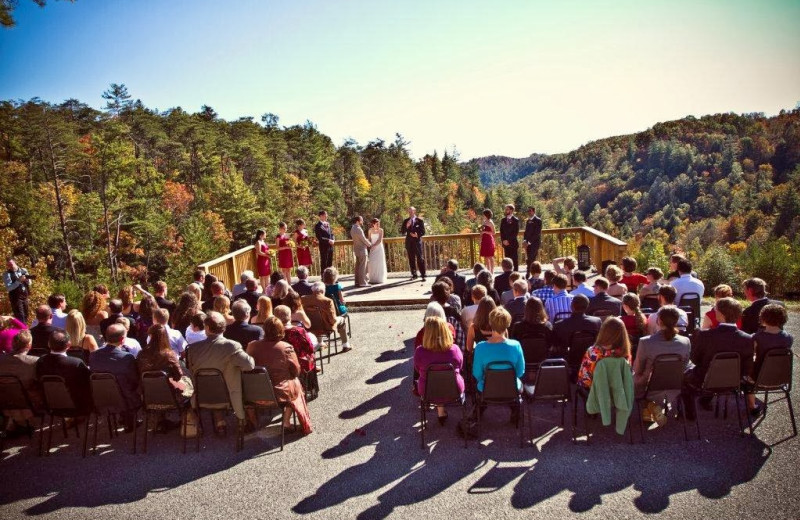 Wedding at Cliffview Resort.