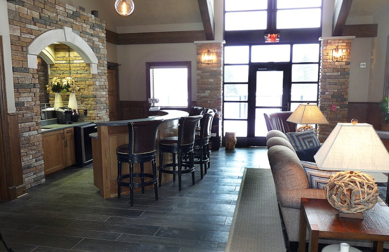 Lounge at Fairway Suites.