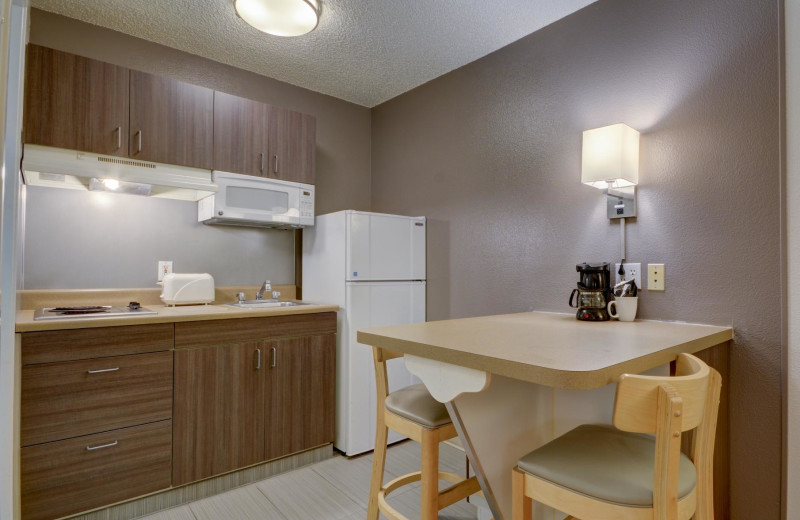 Guest kitchen at Studio 6 Seattle - Mountlake Terrace.