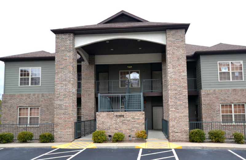 Exterior view of Stonebridge Resort.