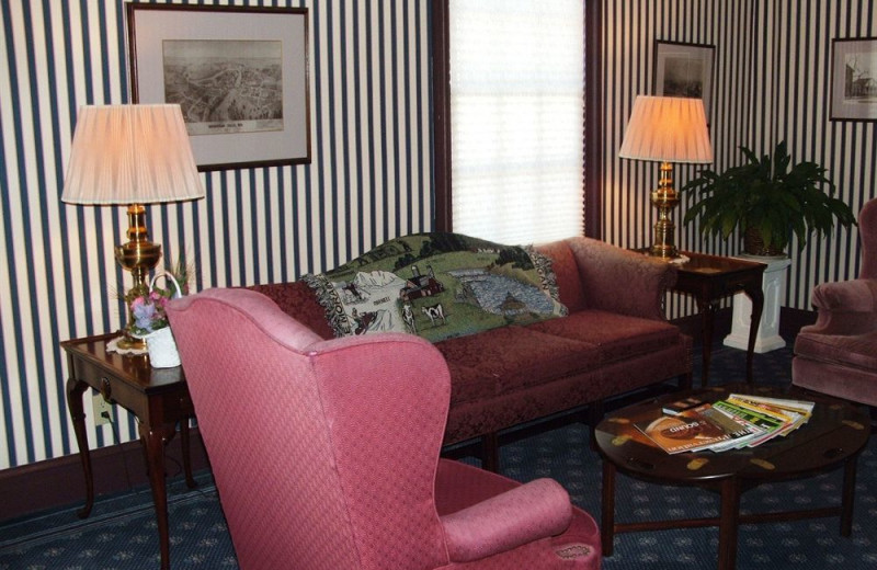 Interior view of Rochester Inn.