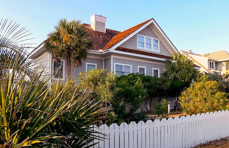 Rooms With A View - Bald Head Island Limited