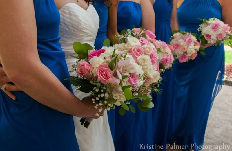 At Honor's Haven we pride ourselves on our customized wedding packages- tailored by our trained staff to fit your wedding budget. Have your Happily Ever After start at Honor's Haven