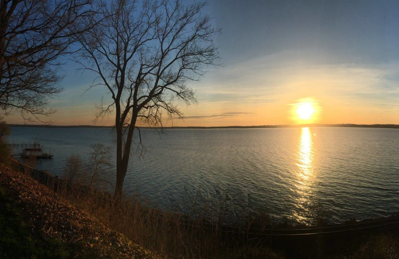 Lake sunset at Geneva On The Lake.