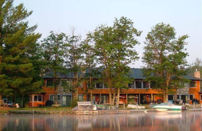 Exterior view of Timber Trail Lodge.